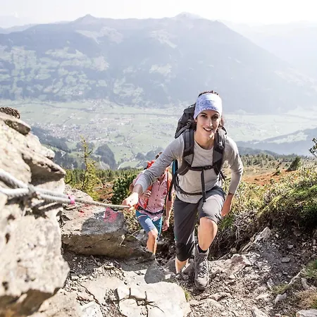 In Near Spieljochbahn דירה *