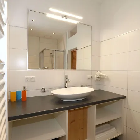 In Near Spieljochbahn דירה *